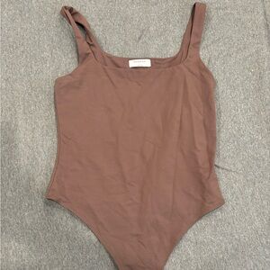 Aritzia contour bodysuit